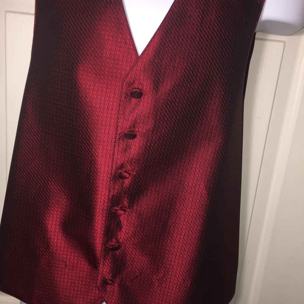 Vintage Red Metallic Bachrach Vest ♥️ - Picture 3 of 10